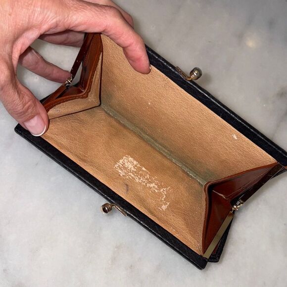 Dooney & Bourke Vintage Pebbled Leather Full Sized Wallet with Checkbook Holder - Picture 11 of 16